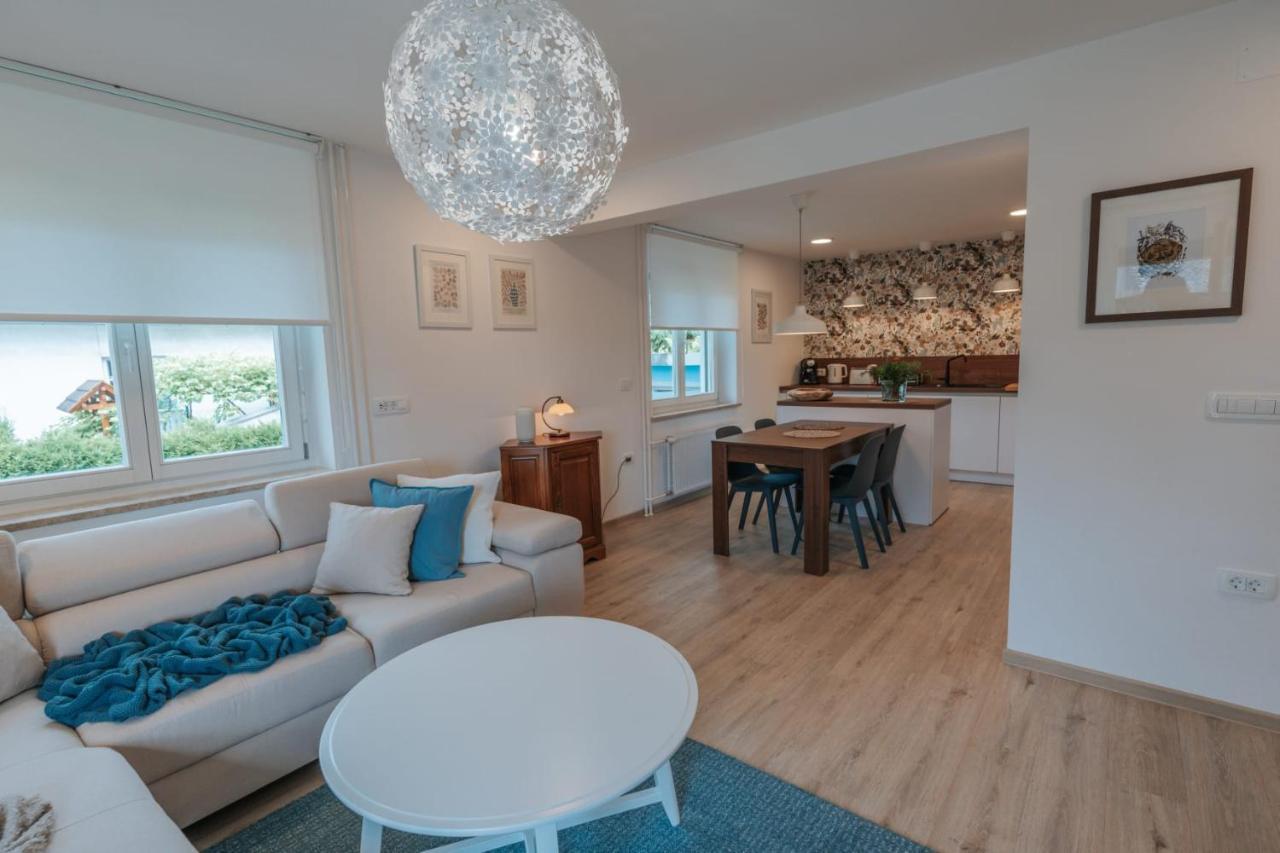 Apartma Lamberger Zirovnica Luaran gambar