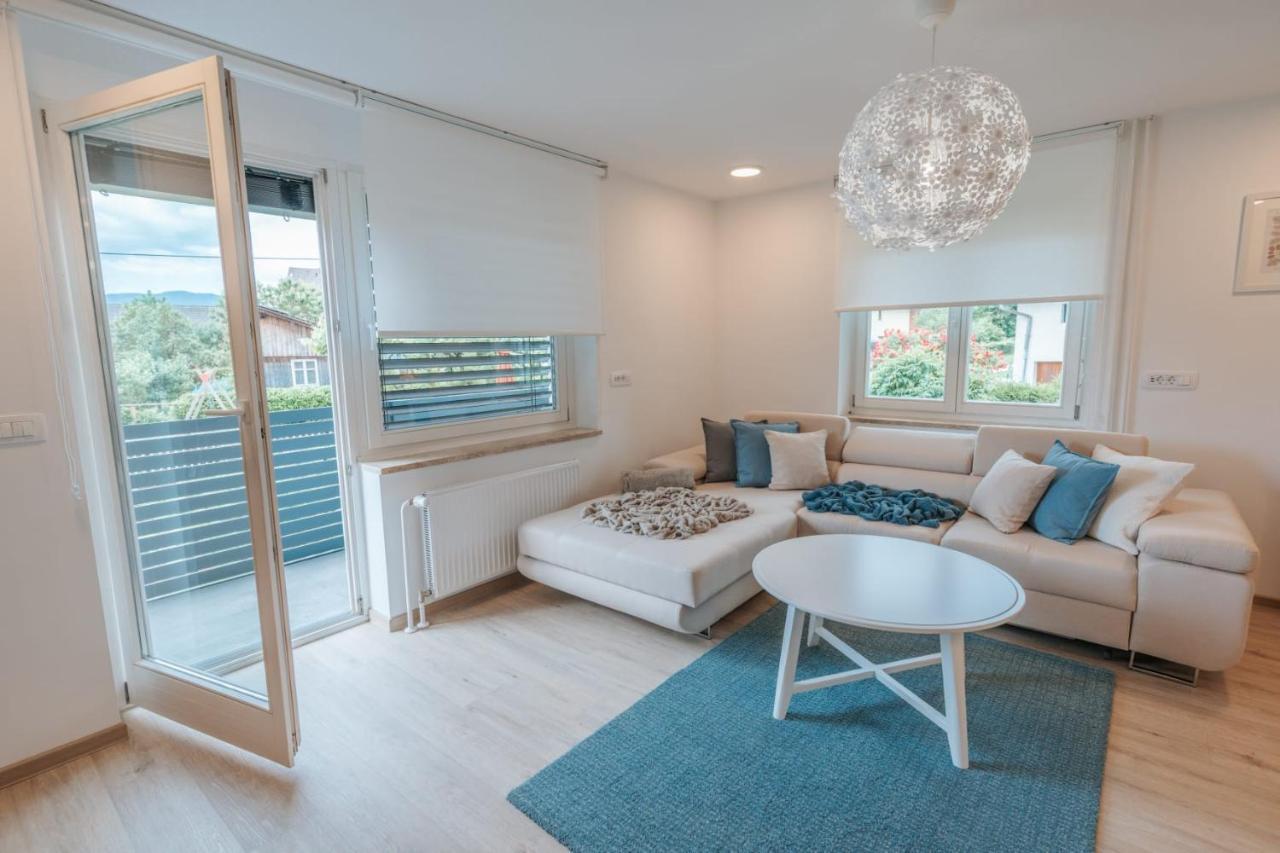 Apartma Lamberger Zirovnica Luaran gambar