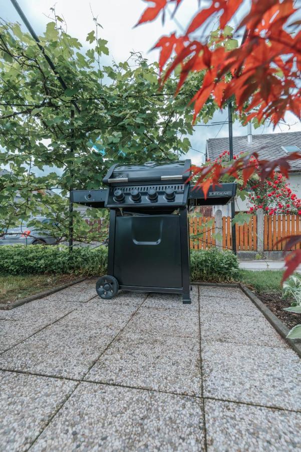 Apartma Lamberger Zirovnica Luaran gambar