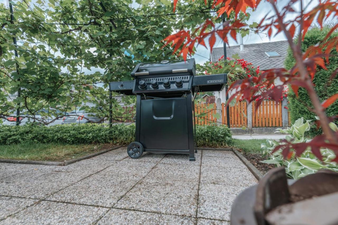 Apartma Lamberger Zirovnica Luaran gambar