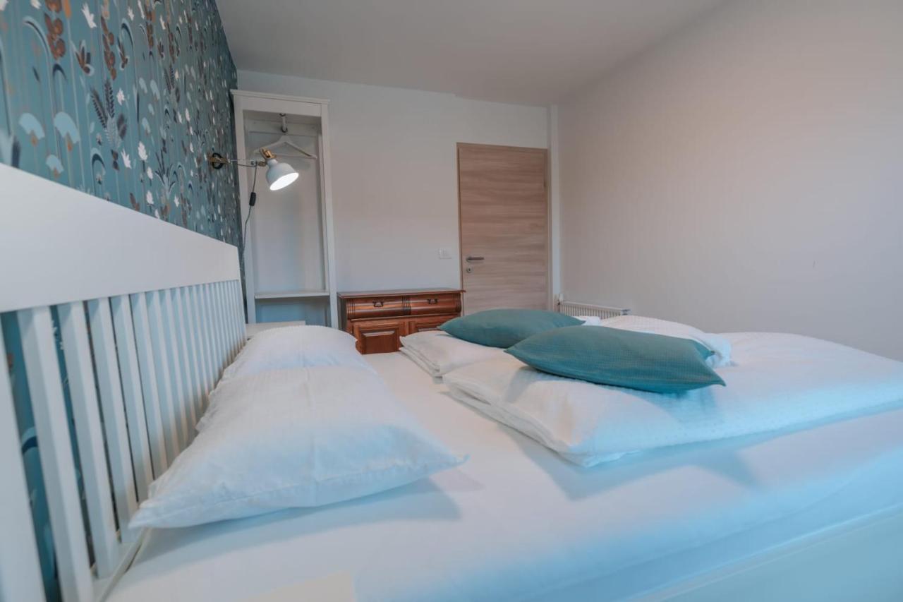 Apartma Lamberger Zirovnica Luaran gambar